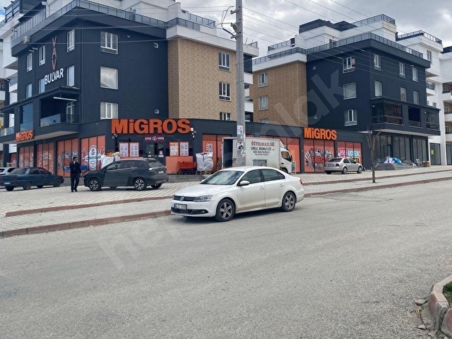 TOROS MAHALLESİ’NDE MİGROS MARKET ÜSTÜ SATILIK DUBLEKS TERASLI 1+1 DAİRE