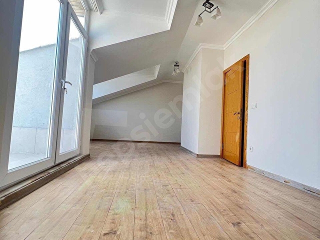 BEYLİKDÜZÜ SATILIK GENİŞ TERASLI DUBLEKS 3+1 DAİRE - Görsel 17
