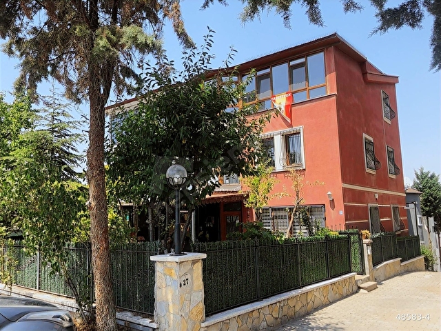BATIKENT TURGUT ÖZAL MAHALLESİNDE 5+1 SİTE İÇERİSİNDE VİLLA - Görsel 13