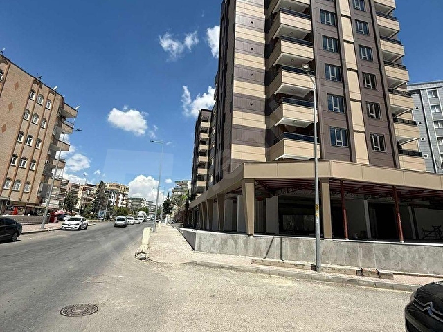 KADİR SAÇAKLIDAN ŞEHİR HASTANESİ CİVARI LÜX 1+1