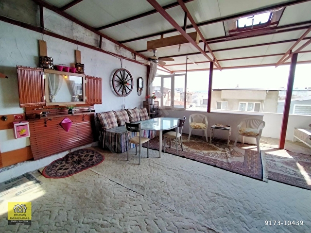 BORNOVA İNÖNÜ MAH.DE 2 KATLI GENİŞ BAHÇELİ TADİLATLI MÜSTAKİL EV 9173