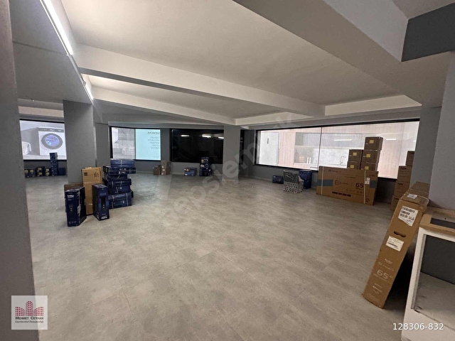 MEHMET CEYHAN DAN YEŞİLOVA MAH REYHAN CAD KİRALIK OFİS 220 m2 - Görsel 16