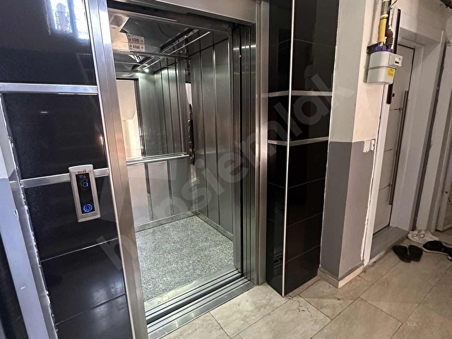 ŞAFAKTA SATILIK SITE ICINDE ASANSORLU ARAKAT 110 m2 2+1 - Görsel 2