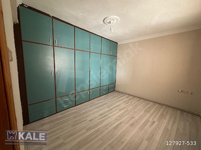 KİRAZ MERKEZDE  ZEMİN ÜSTÜ KİRALIK DAİRE - Görsel 10
