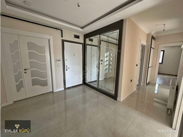 BAĞLICA MAHALLESİNDE SATILIK 4+1 MERKEZİ KONUMDA KAPALI OTOPARKLI ARA KATTA DAİRE - Görsel 8