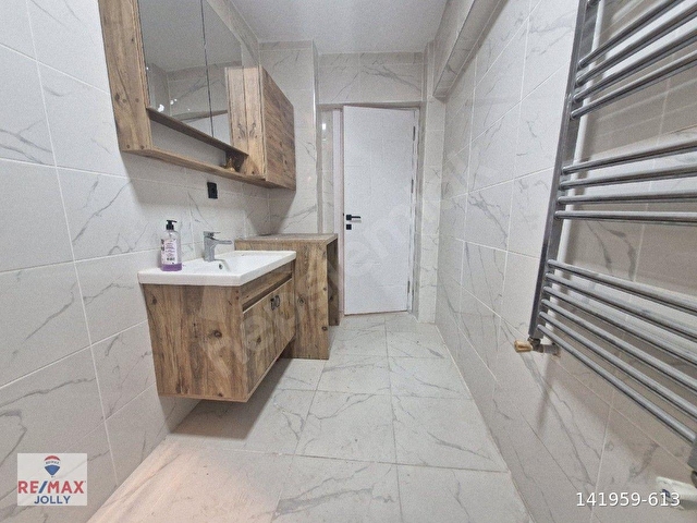 Karşıyaka Goncalar Mahallesin de Doğalgazlı Kiralık Daire - Görsel 28
