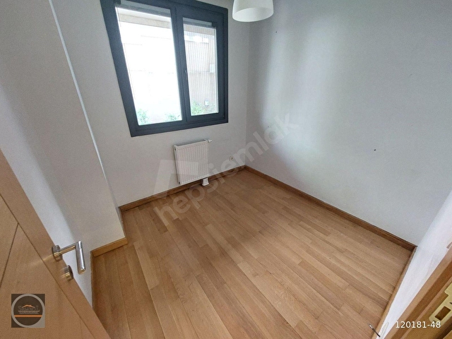 Selamiçeşme Bağdat Cad.Konut ve İş yerine Uygun Satılık 3+1Daire - Görsel 13