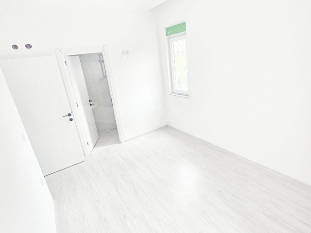 AYDOĞMUŞTA TAKASA AÇIK 2+1 SIFIR HAVUZLU KATTA DAİRE - Görsel 13