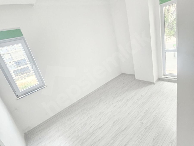 AYDOĞMUŞTA TAKASA AÇIK 2+1 SIFIR HAVUZLU KATTA DAİRE - Görsel 12