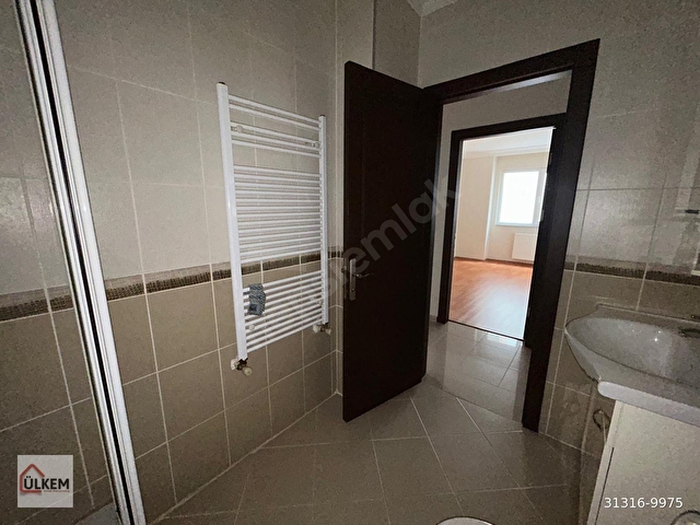 Küçükçekmece Cennet Konaklarında 2+1 Asansörlü 1.Kat - Görsel 19