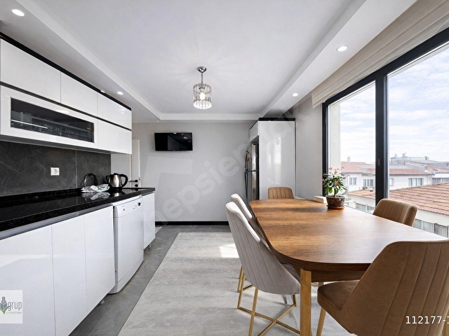 BEYLİKDÜZÜ KAVAKLIDA MERKEZİ LOKASYONDA 2+1 ARA KAT DAİRE - Görsel 8
