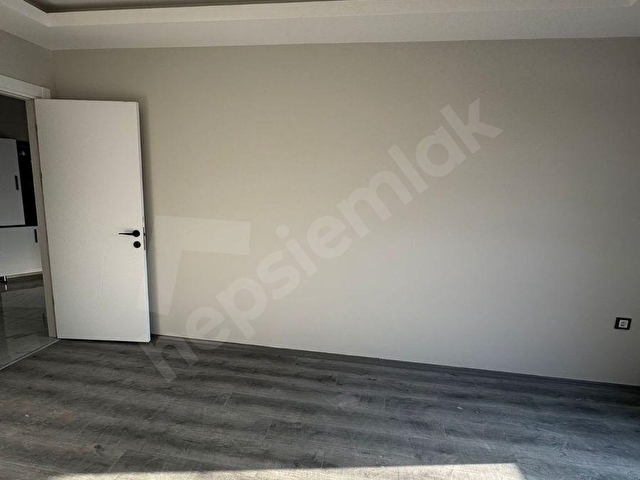 BANDIRMA MAVİ EMLAKTAN YENİMAHALLEDE 2+0 ARAKAT KİRALIK DAİRE - Görsel 23