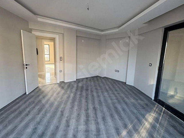 BANDIRMA MAVİ EMLAKTAN YENİMAHALLEDE 2+0 ARAKAT KİRALIK DAİRE - Görsel 15