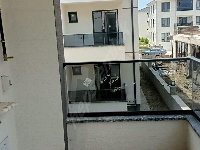Alp Gayrimenkulden Arifiye Fatih Mahallesinde Lüks 3+1 Daireler - Görsel 4