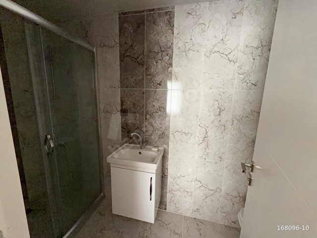 TECEDE MERKEZİ KONUMDA BAĞIMSIZ MUTFAKLI 2+1 SATILIK DAİRE - Görsel 13