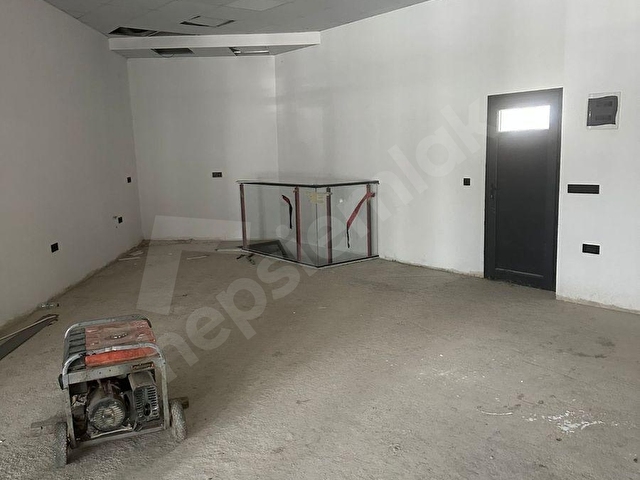 KUŞADASI ADAPARK AVM İÇERİSİNDE TEKLİ DÜKKAN FİYATINA ÇİFTLİ DÜKKAN - Görsel 16