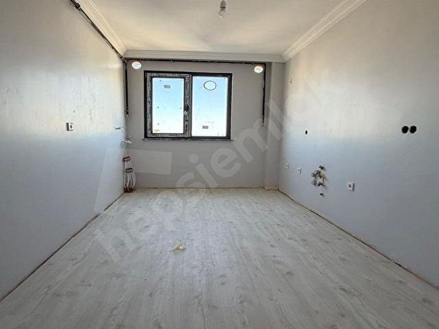 CSG GROUPDAN CADDEYE PARALEL GENİŞ 2+1 ARA KAT DAİRE - Görsel 20