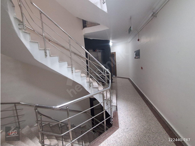 NERDEMİ ÇUKURAMBARIN MERKEZİNDE METROYA YAKIN KATTA 3+1 130 M2  KİRALIK OFİS - Görsel 21