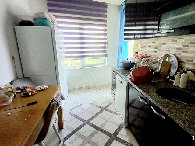 MEYDANKAVAĞI MAH. 12.CAD. YAKINI ARAKAT AYRI MUTFAK SATILIK 2+1 - Görsel 14