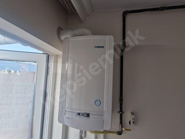 ÜNLÜ EMLAK  Balgat Merkez 3 + 1 Kiralık, kombili, bakımlı üst kat doğu cephe daire - Görsel 8
