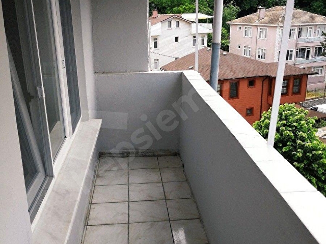 PARADAN BEYKOZ MERKEZDE DENİZ MANZARALI TERASLI FERAH 3+1 - Görsel 9
