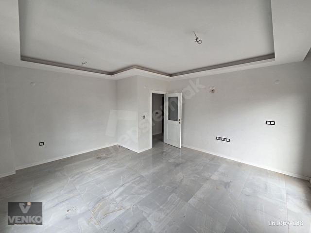 MENEMEN KOYUNDERE SIFIR KİRALIK HAVUZLU SİTEDE 2+1 ARAKAT DAİRE - Görsel 12