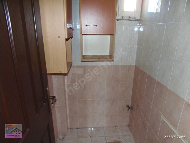 BORNOVA EVKA3 DE ÜÇ ODA SALON SÜPER MANZARALI,DOĞALGAZLI,HAZIR MUTFAKLI GÜZEL BİR EV - Görsel 18