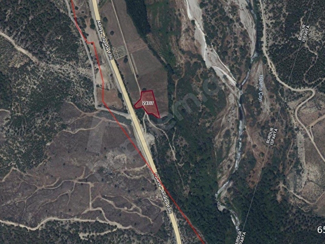 ISPARTA ANTALYA YOLU ÜZERİNDE 3.511M2 SATILIK TARLA - Görsel 2