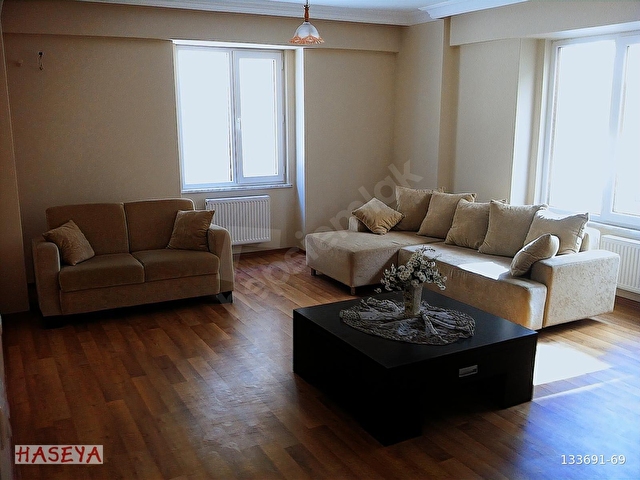 PENDİK KURTKÖY ŞEYHLİ MAHALLESİNDE ÖZGÜN SİTESİNDE GENİŞ DAİRE - Görsel 3