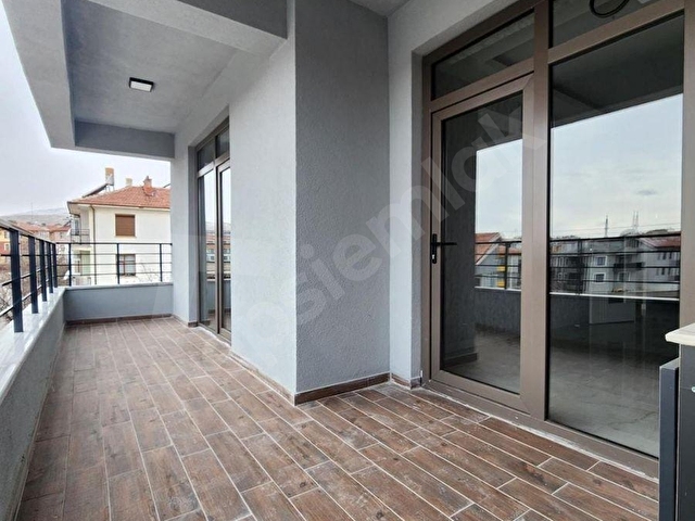 YÜKSEL ŞAHİNDEN METE KONAKLARI PAZAR YERİ YAKINI ASANSÖRLÜ 2,5+1 SATILIK DAİRE - Görsel 7
