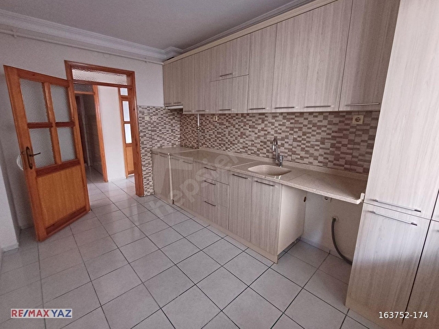 REMAX YAZDAN KUVA-i MİLLİYE MAHALLESİ GENİŞ KİRALIK DAİRE - Görsel 10
