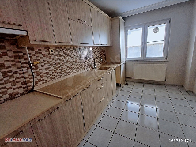 REMAX YAZDAN KUVA-i MİLLİYE MAHALLESİ GENİŞ KİRALIK DAİRE - Görsel 8