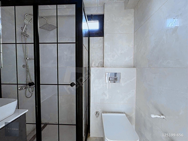 Plaja sahile sıfır muhteşem güzellikteki villamız - Görsel 9