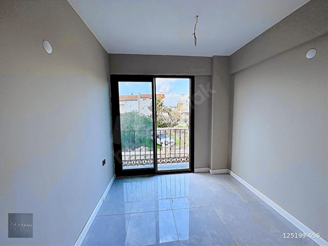 Plaja sahile sıfır muhteşem güzellikteki villamız - Görsel 10