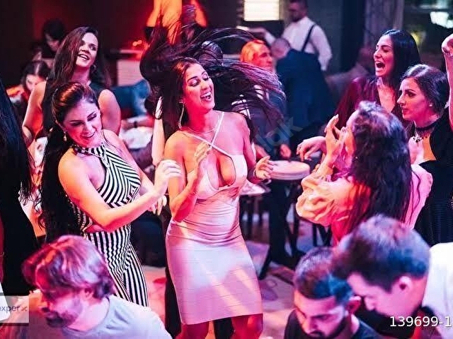 Alsancakta işlek sokakta devren kiralık bar - Görsel 14