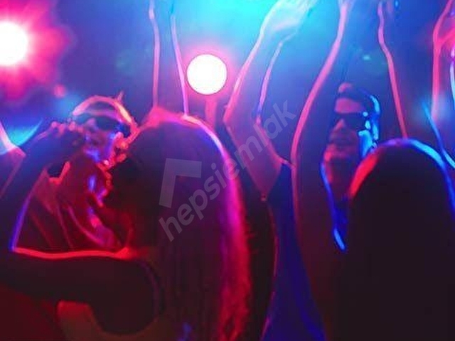 Alsancakta işlek sokakta devren kiralık bar
