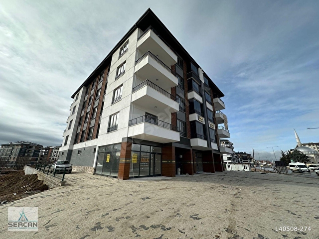 ULUĞBEY MAHALLESİ ALPASLAN CADDESİNE CEPHE 3+1 LÜX DAİRE - Görsel 2