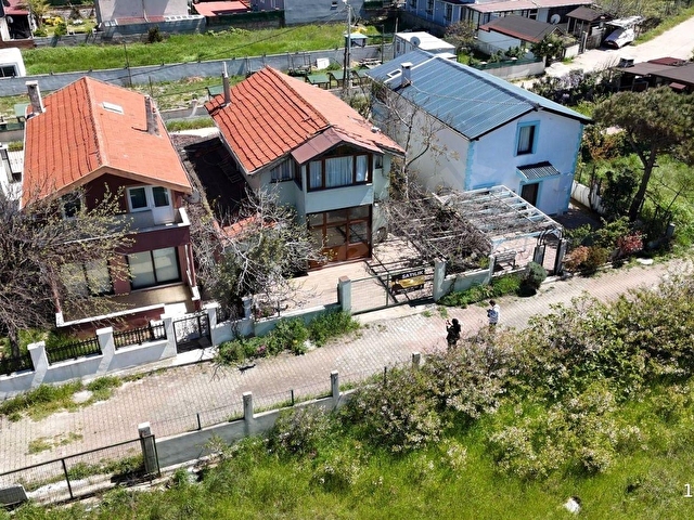 Arnavutköy Karaburunda Sahile Yakın Satılık Villa - Görsel 21