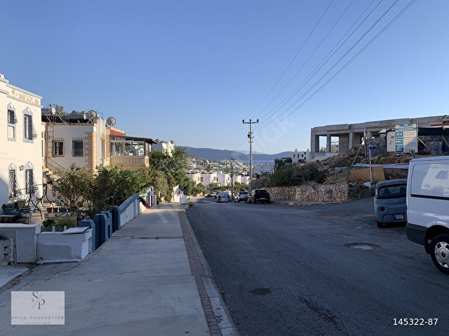 Bodrum Yokuşbaşı nda Kiralık Zemin Kat 47 m² Büro/Ofis/işyeri - Görsel 2