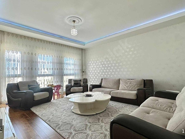 SEVGİ ÇİÇEKTEN ANTEPİADA FULL EŞYALI KİRALIK 3+1 DAİRE - Görsel 6