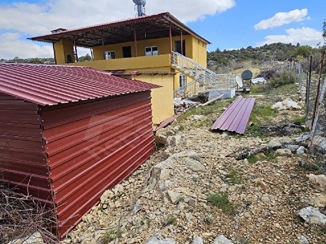 Satılık 2 katlı ev ve 4500 metrekare bahçe - Görsel 12