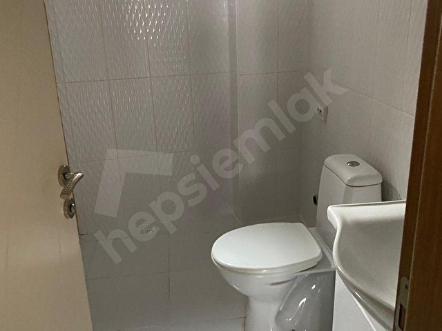 KISMETİM EMLAKTAN ORTA-CAMİ MAH-ESKİ DEVLET HASTANESİ CIVARI . 2+1-100 m2 KİRALIK DAİRE-5-YILLIK - Görsel 13