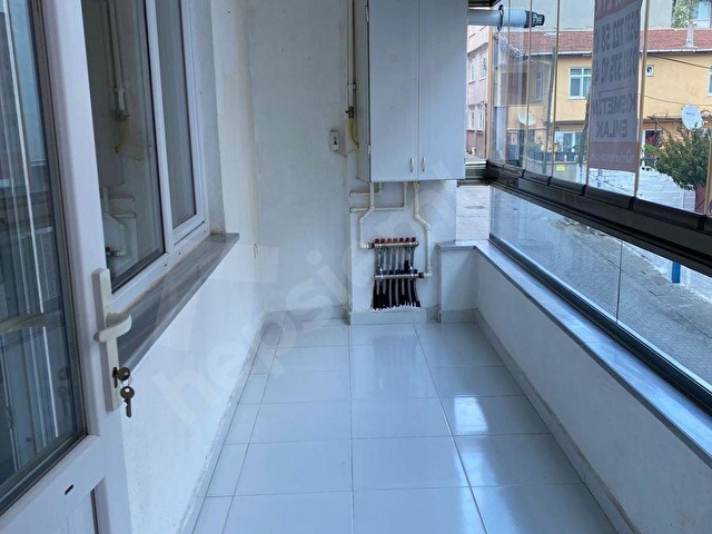 KISMETİM EMLAKTAN ORTA-CAMİ MAH-ESKİ DEVLET HASTANESİ CIVARI . 2+1-100 m2 KİRALIK DAİRE-5-YILLIK - Görsel 17