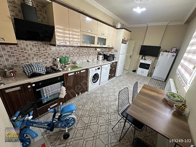 SÜRER EMLAK`TAN SATILIK 3+1 DAİRE`MİZ MERKEZİ KONUMDA KALMAKTA