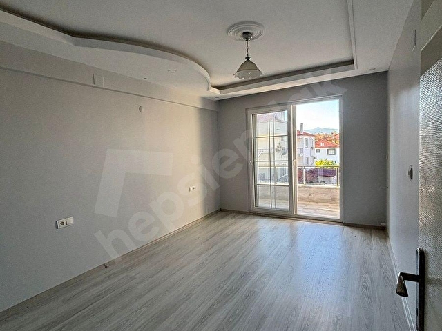 Muğla Dalaman Altıntaşta Asansörlü Binada Satılık 1+1 Daire - Görsel 14