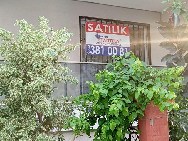 Karşıyaka Fikri Altay 2+1 Kapalı Mutfak Ebeveynli Satılık Daire