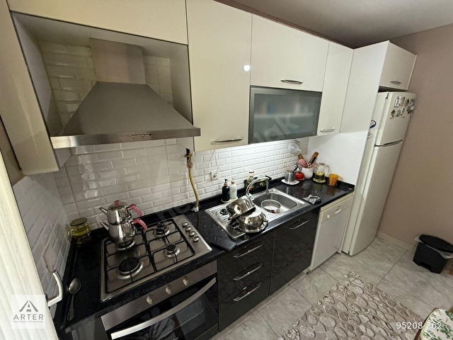 Maltepe Metro Kapalı Otopark 80m2 Net SORUNSUZ KİRACI 2+1 - Görsel 8