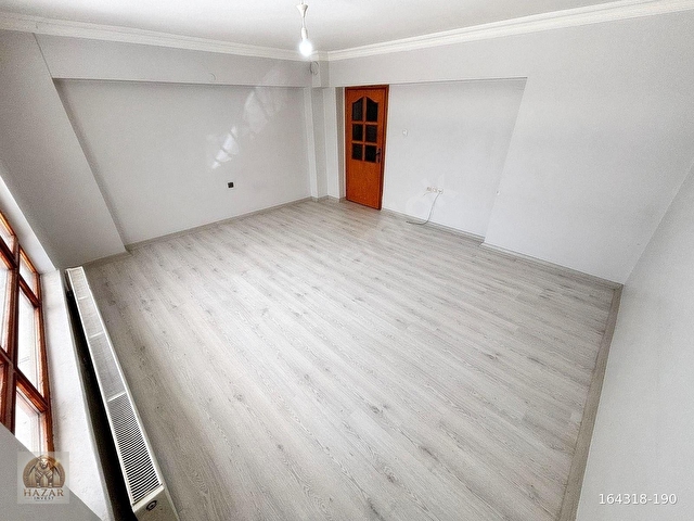 HAZARDAN_GENİŞ_MERKEZİ_KONUMLU_3+1_KİRALIK_FIRSAT_DAİRESİ_125m2 - Görsel 29