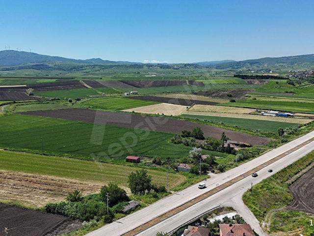 BALIKESİR MANYAS KULAK MAHALLESİNDE SATILIK 3438 M2 TARLA - Görsel 3