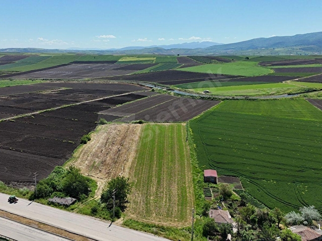 BALIKESİR MANYAS KULAK MAHALLESİNDE SATILIK 3438 M2 TARLA - Görsel 7
